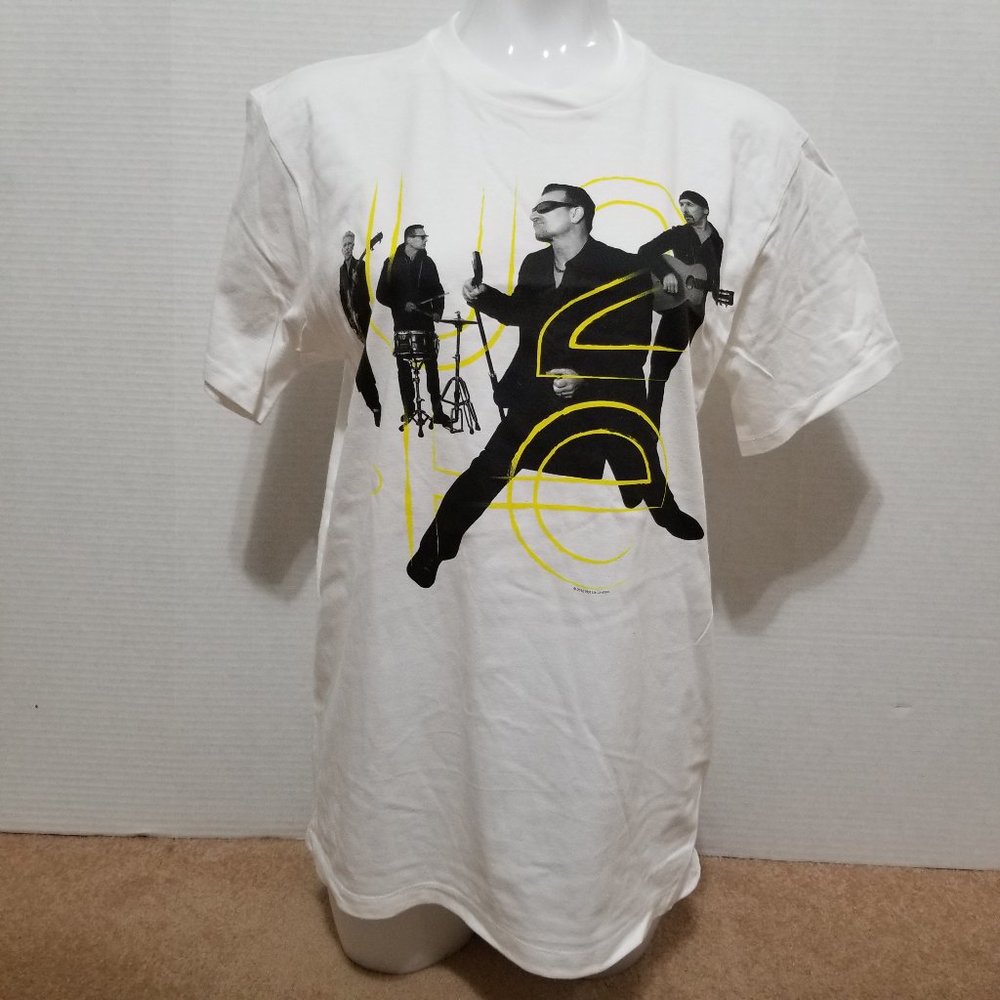 U2 shirt Medium U2ie Tour Live 2015 Photo graphic concert band merch Bono Edge